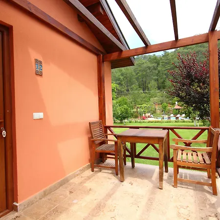 Dalya Life Hotell 3*